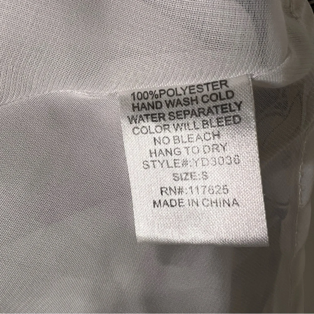 Women’s black and white floral dress size small - Picture 6 of 6